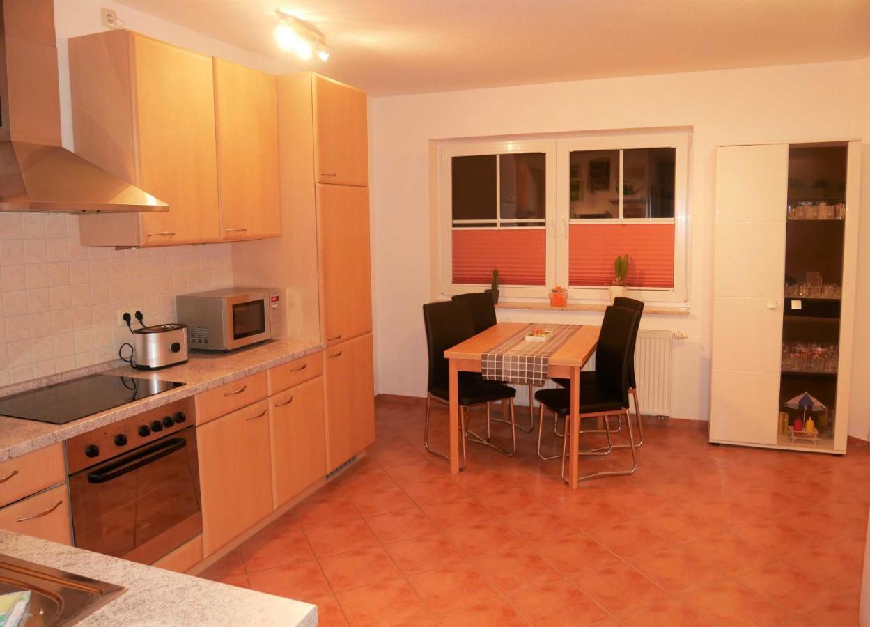 Ferienwohnung Lena Mit Terrasse Und Tiefgarage Koserow Exterior foto
