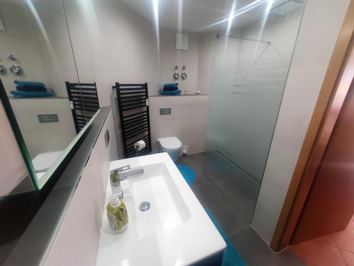 Ferienwohnung Lena Mit Terrasse Und Tiefgarage Koserow Exterior foto